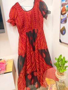 Red &amp; Black Bandhani Print Gown