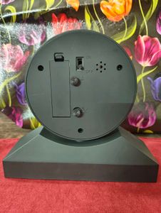 Vintage Abstract Art Quartz Clock