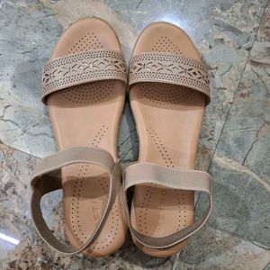Metro wedges sandals