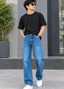 Men's Relaxed Fit Blue Denim Jeans