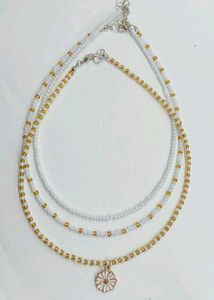 Daisy Charm Beaded Necklace Set