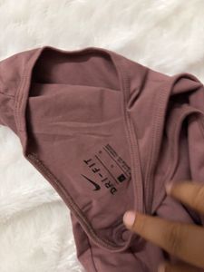 Nike workout top L size