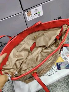CITY TOTE BAG IN SIGNATURE CANVAS* WD BOX