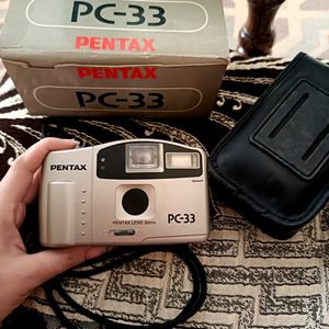 Vintage Pentax PC 33 camera