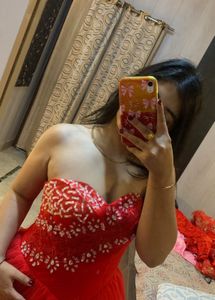 Stunning Red Ball Gown❤️🎀🌻