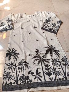 Chic White &amp; Black Palm Tree Kurta Set
