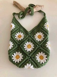 Crochet Daisy Handbag