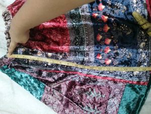 Velvet skirt for girls