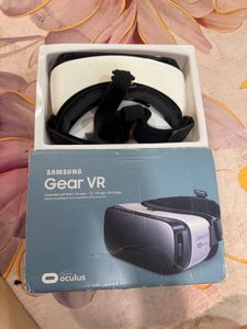 Samsung Gear VR Headset