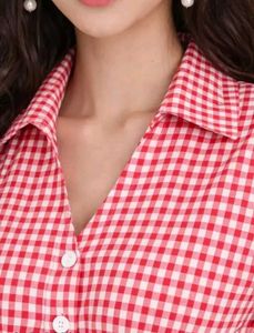 Stylish check fitted shirt for women