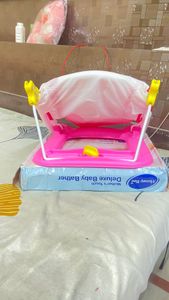 Deluxe baby bather