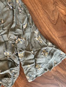 Cute Floral Print Cropped Top