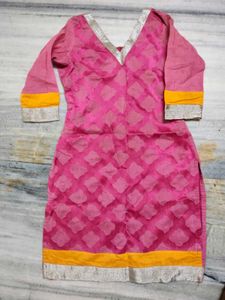 pink kurta