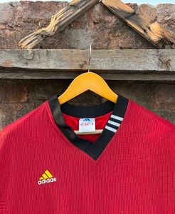 Vintage 90s Adidas jersy/tshirt/full sleeve tshirt