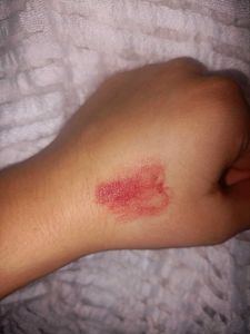 MARS Click-Stix Gloss Lip Balm - Cherry Glaze