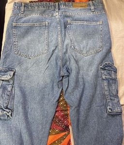 Blue Cargo straight fit Jeans - 34 size