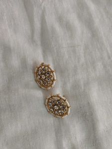 Exquisite Kundan Stud Earrings