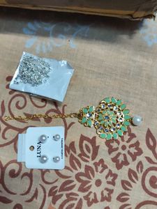 Elegant Maang Tikka and waist chain in silver with