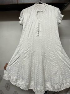 White Embroidered Kurta Zariii Work has No Stain🤍