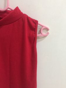 Red Sleeveless Closed Neck Top