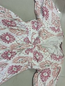 Chic V-Neck Printed Peplum Top
