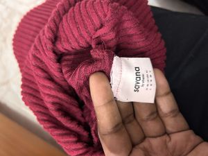 Maroon Ribbed Mock Neck Top