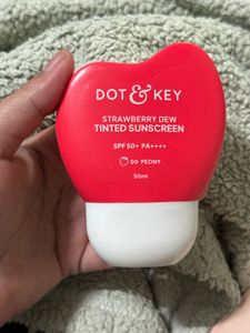 Dot & Key Strawberry Dew Tinted Sunscreen