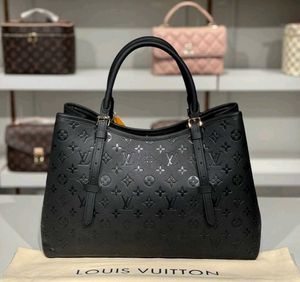 LOUIS VUITTON BABYLONE TOTE* WITH DUSTCOVER