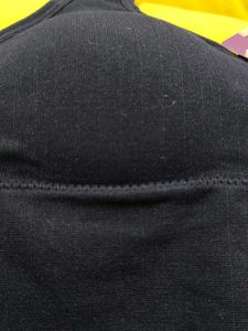 810 -- Ribbed Seamless 4 hook Sports Bra
