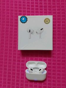 Wireless Earbuds with Charging Case