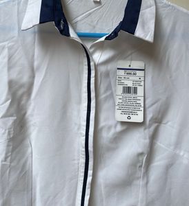 Chic White Short Sleeve Button-Up Top