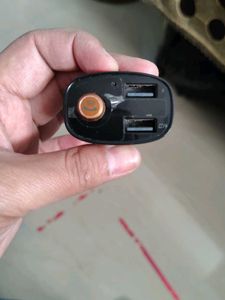 Bluetooth calling function Dual USB Car Charger