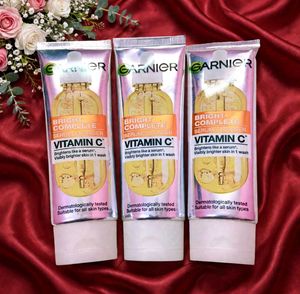 💖 GARNIER Bright Complete Vitamin C Serum Cleanse