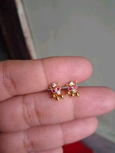 beautiful New earrings gold