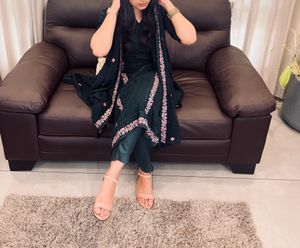 Dark Green Straight Fit Kurta Suit👗