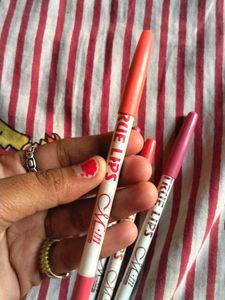 Set of 4 Lip Liner Pencils