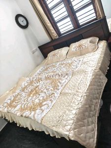 King Sized Satin Bedding Set