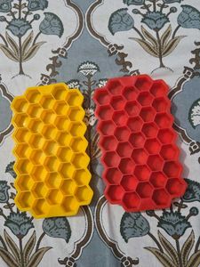 Honeycomb Ice cube tray Set of 2