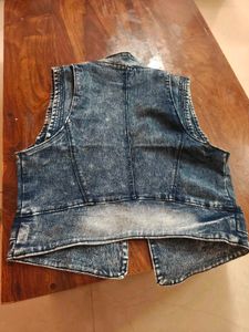 Vintage Retro Acid-Wash Denim Jacket