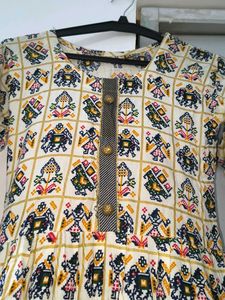 Stylish Printed Kurta