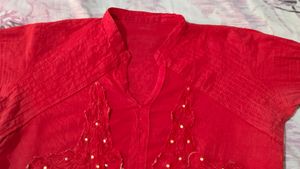 Red Kurti