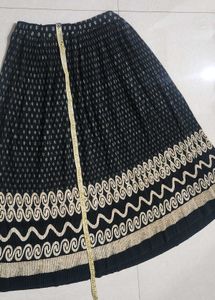 Black Pleated Skirt with Dotted Pattern