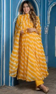 lehriya Print suit . cash only.fix prices an