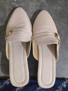 Stylish Women's Beige Mules