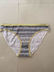 Victoria's Secret Panties - Pack of 5