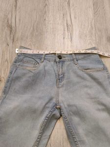 Ma1234 Max jeans waist 28 inches