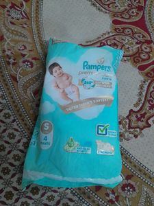 Pampers Premium with 1 pack of Feather Diapers