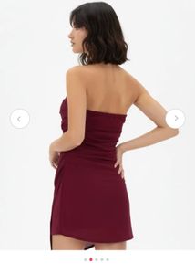 Chic Burgundy Strapless Mini Dress