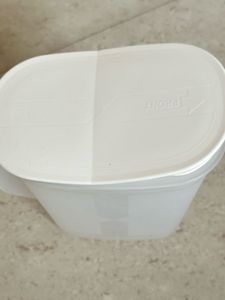 Frosted Pitcher with Lid