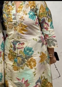 Elegant Floral Kurta Set with Palazzo Pants